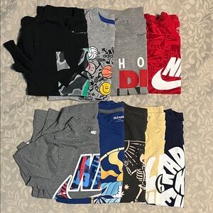 (9) boys size 6/7 Graphic short sleeve tees